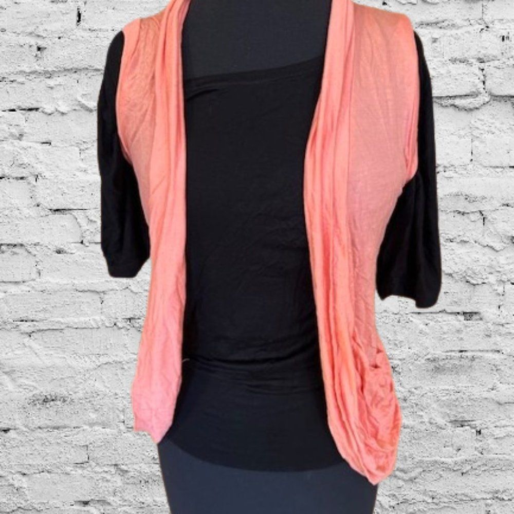 Coral Lace Vest    T1463M   Medium  NWT Boutique